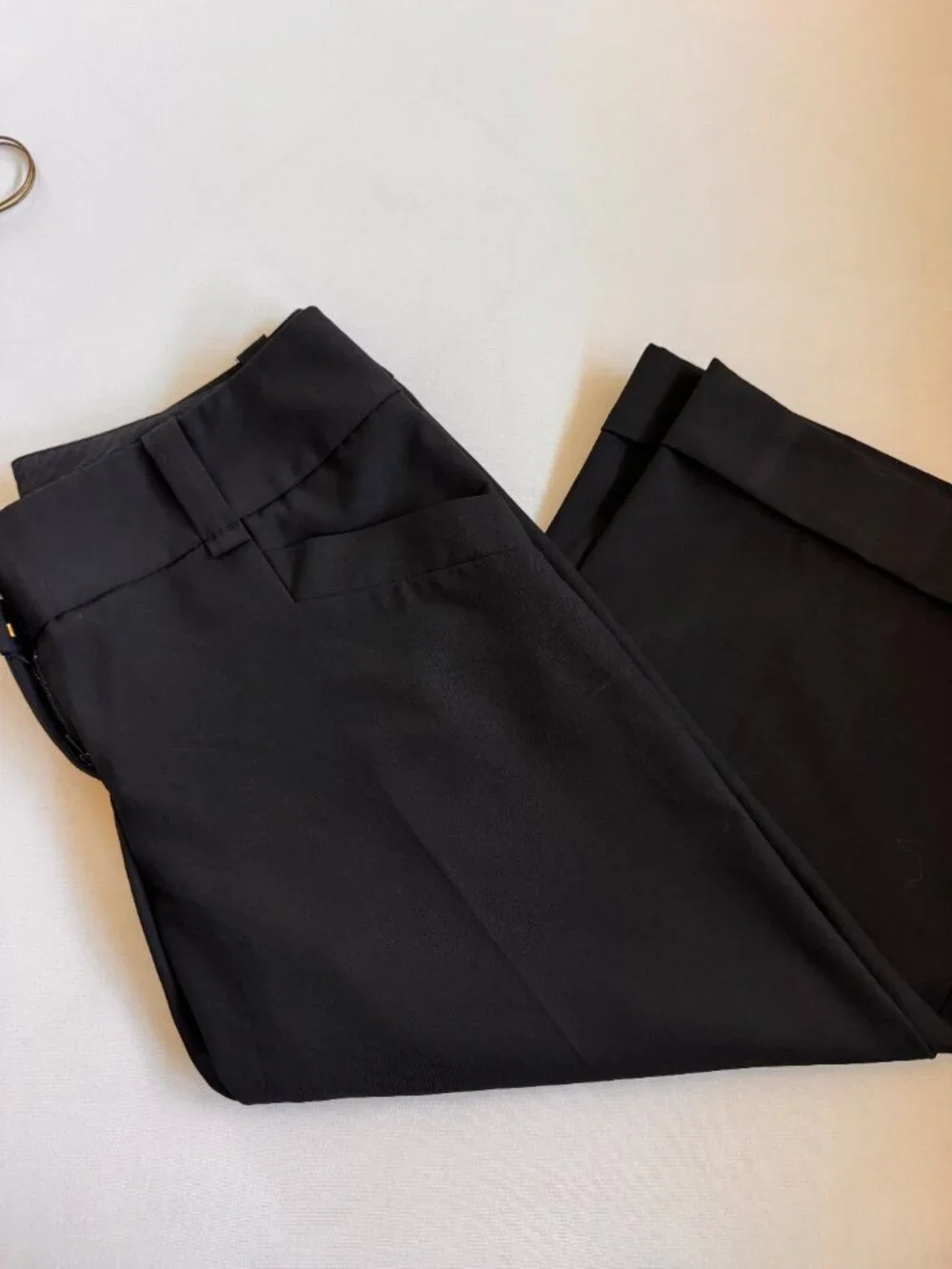 Sharp! The Limited Cassidy Cropped Cuffed Pants (Size 6, Black)